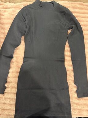 NWOT OQQ Black Ribbed Mock-Neck Women’s Athletic Dress